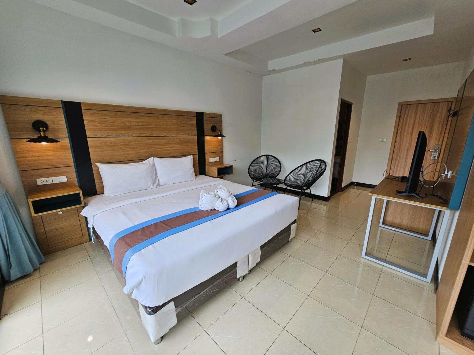 The Base Inn Pattaya Luaran gambar